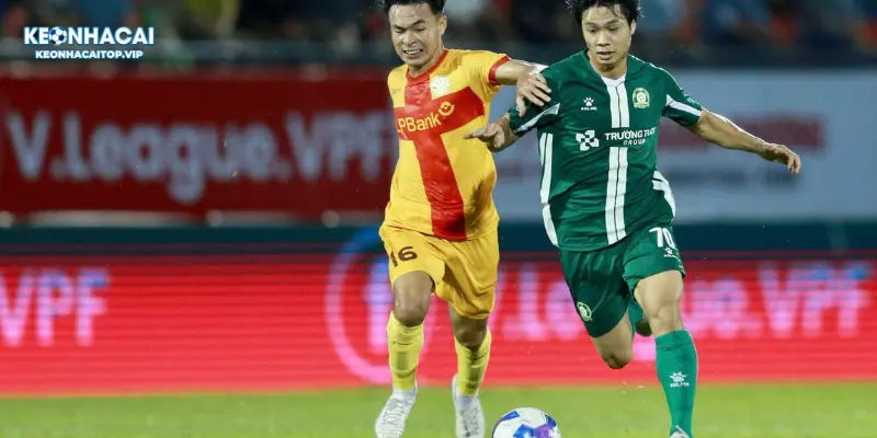 Bóng đá trong nước đang thu hút được người hâm mộ theo dõi